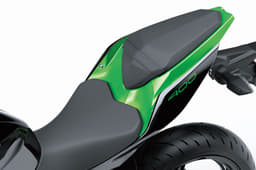 2019 Kawasaki Z400 image gallery